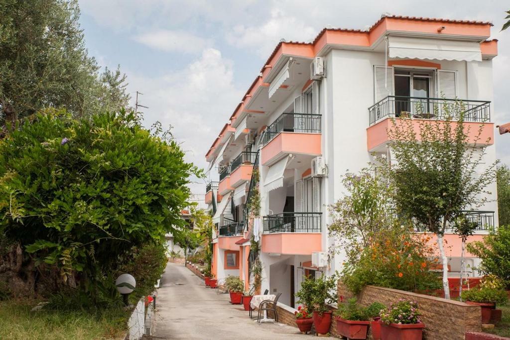 Marmaron Rooms Αγιόκαμπος Εξωτερικό φωτογραφία